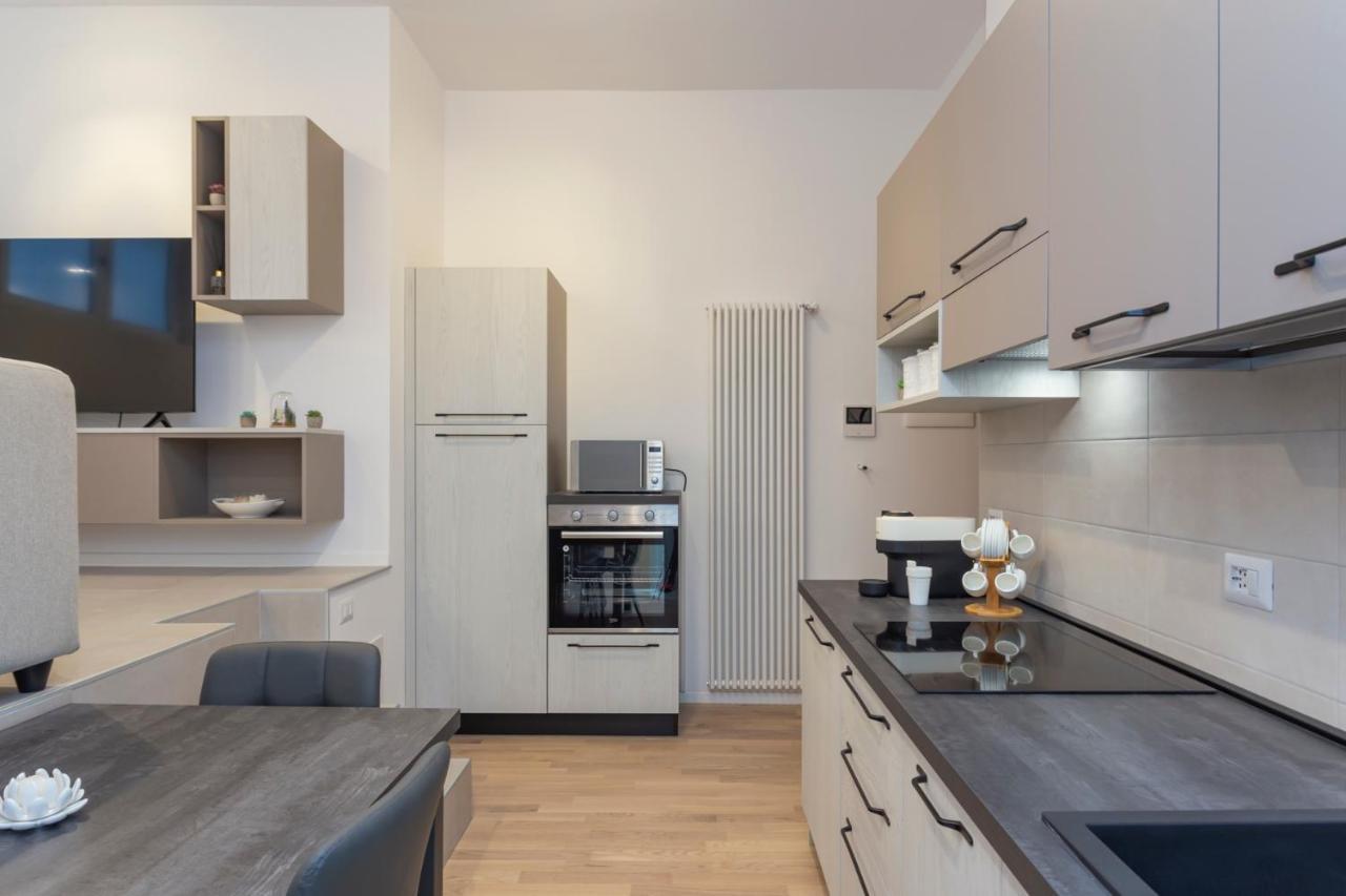 I Host Apartment - Val Strona 6 Милано Екстериор снимка